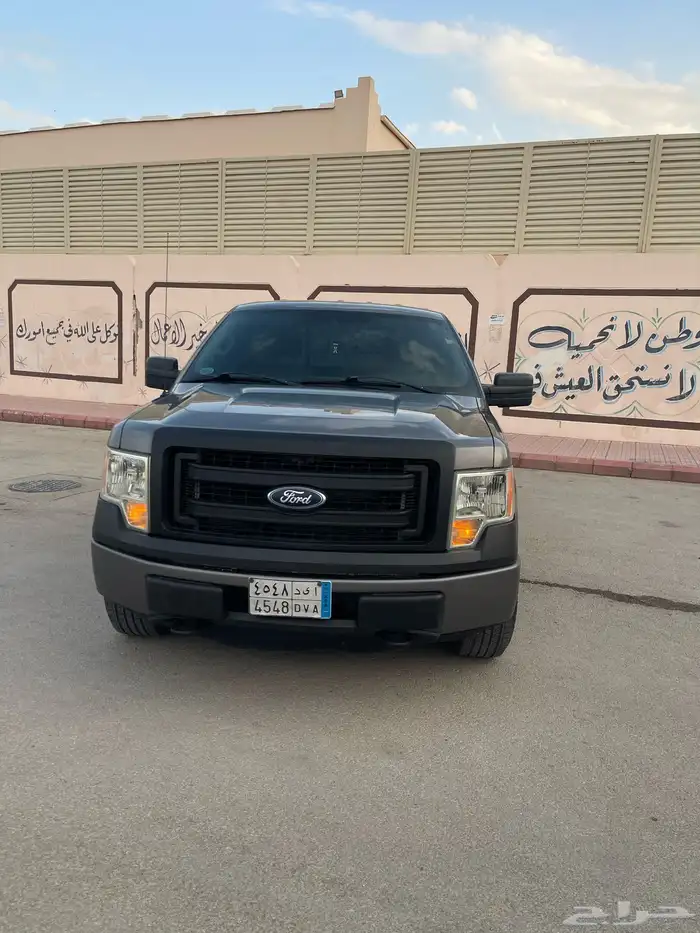 للبيع فورد F150 على شرط موديل2014 0
