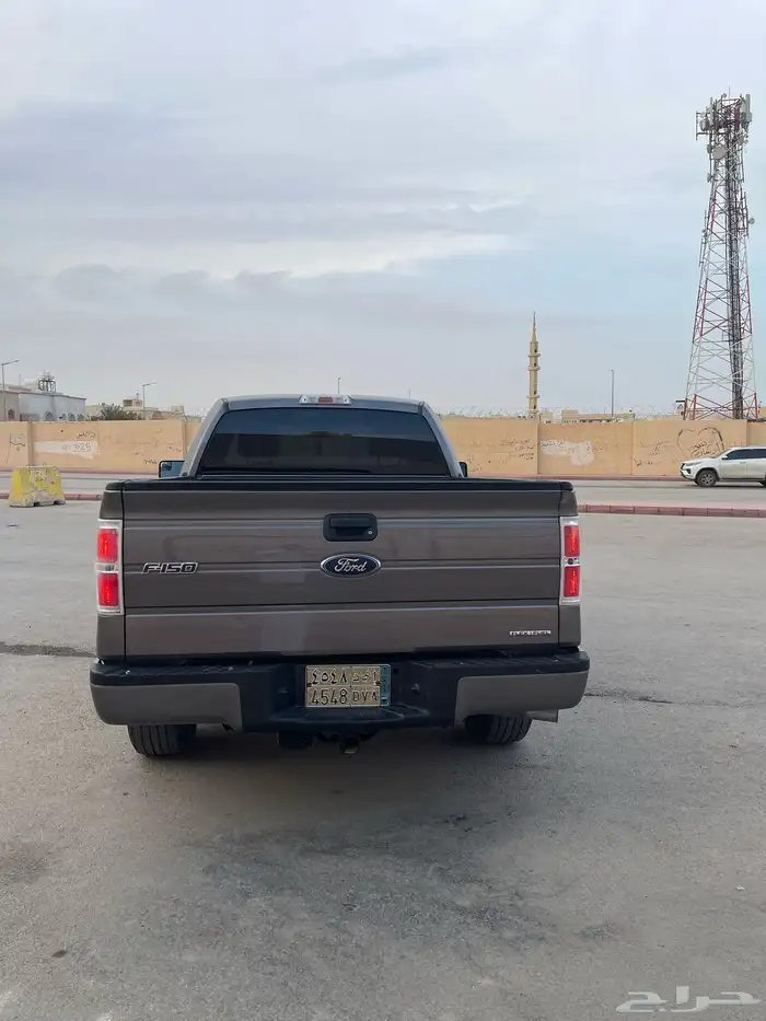 للبيع فورد F150 على شرط موديل2014 6