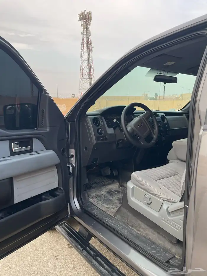 للبيع فورد F150 على شرط موديل2014 8