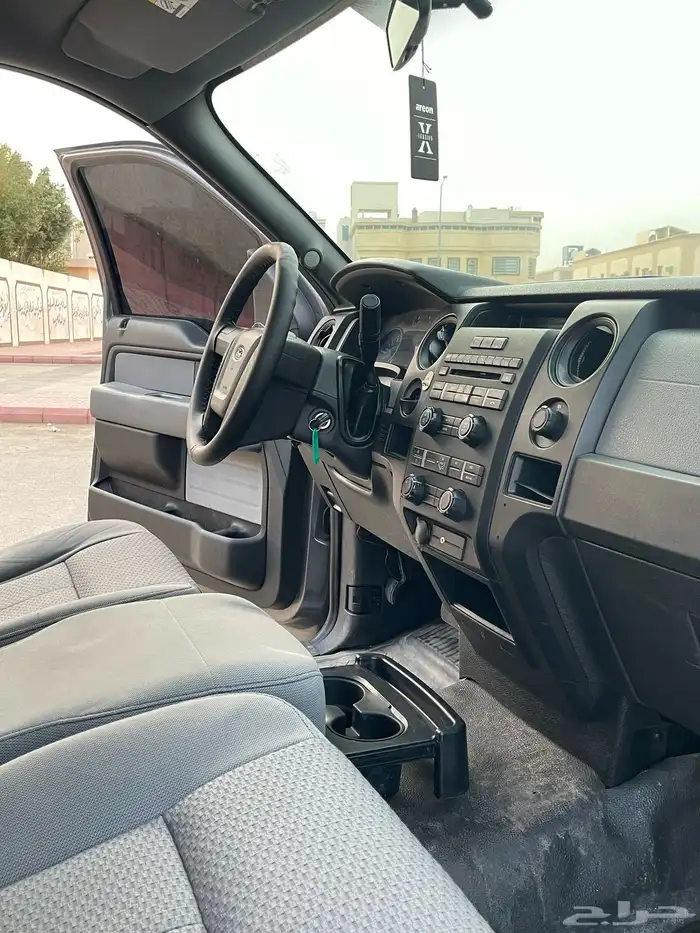 للبيع فورد F150 على شرط موديل2014 16