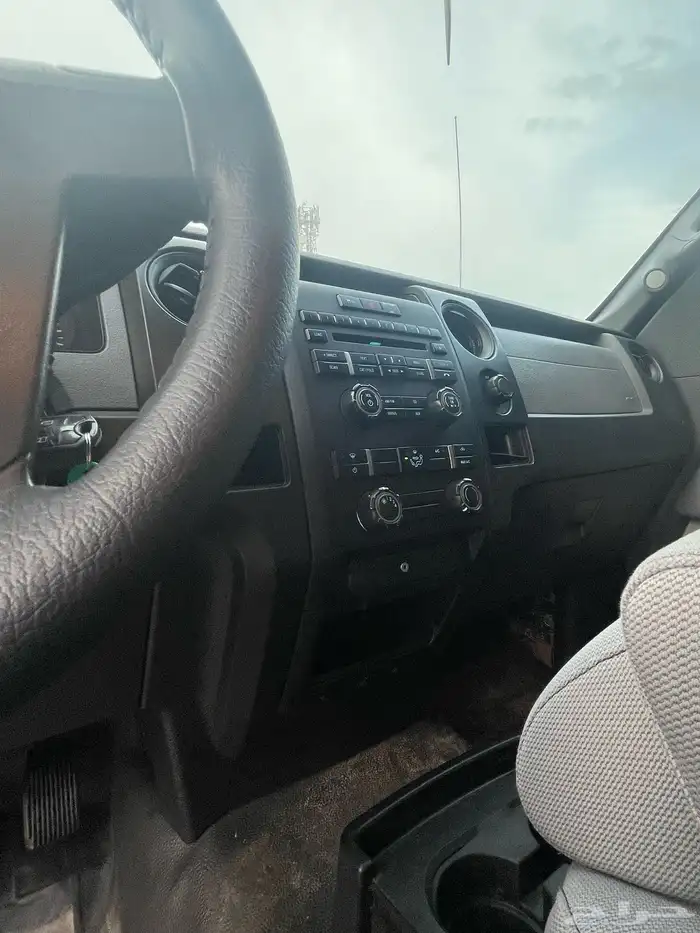 للبيع فورد F150 على شرط موديل2014 11