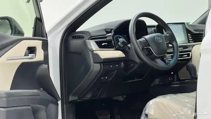 تويوتا كامري 2025 6