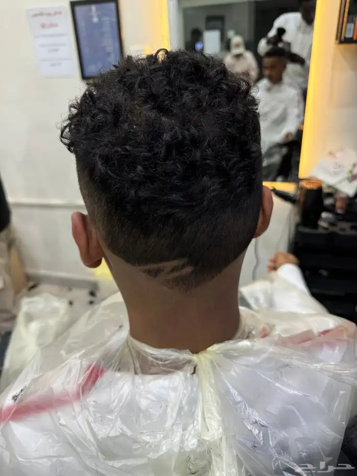 اللي يبغى يشتغل في صالون 0