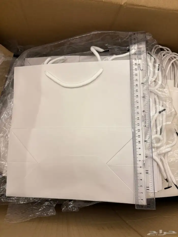 اكياس ورق وتغليف هدايا بسعر مخفض 6