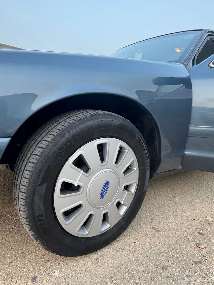 فورد بوليسي 2008 10