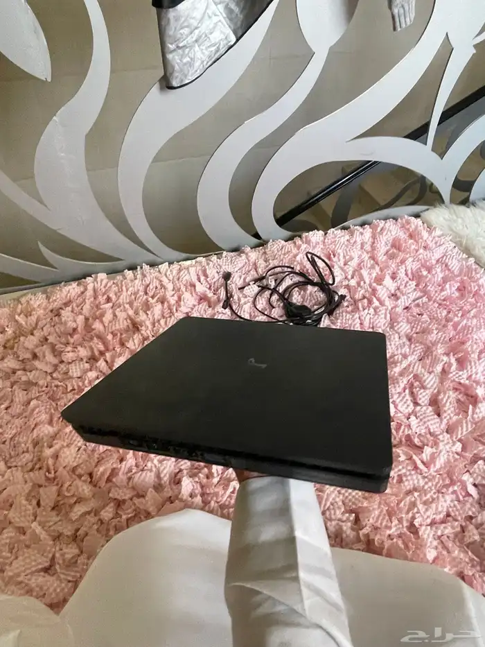 سوني فور نضيف ولا استعمل واجد 0