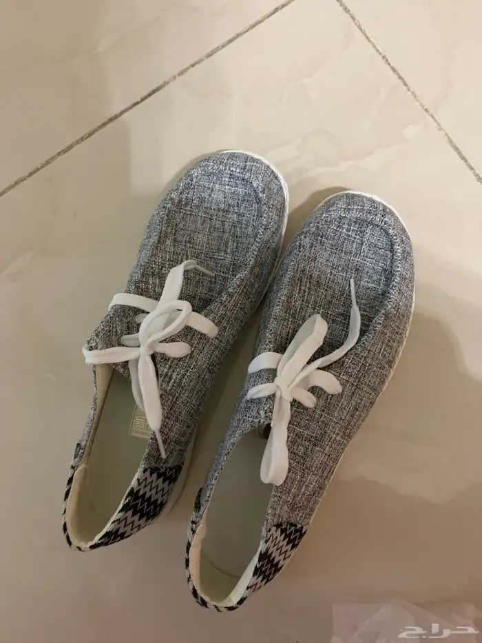 حذاء نسائي 0