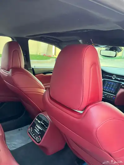 مازيراتي كواتروبورتي GTS 2019 V8 17