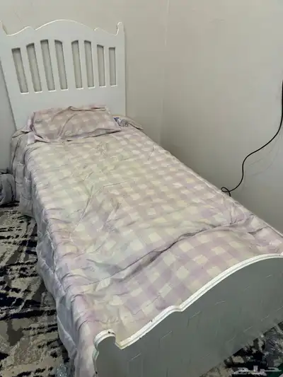 سرير نفر 0