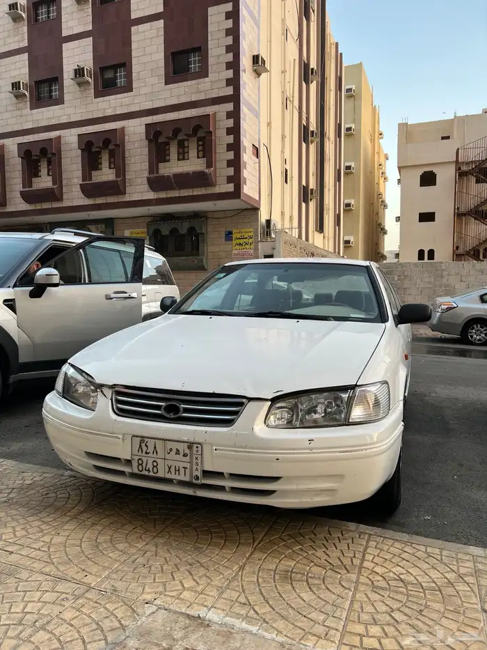كامري موديل 2000 1