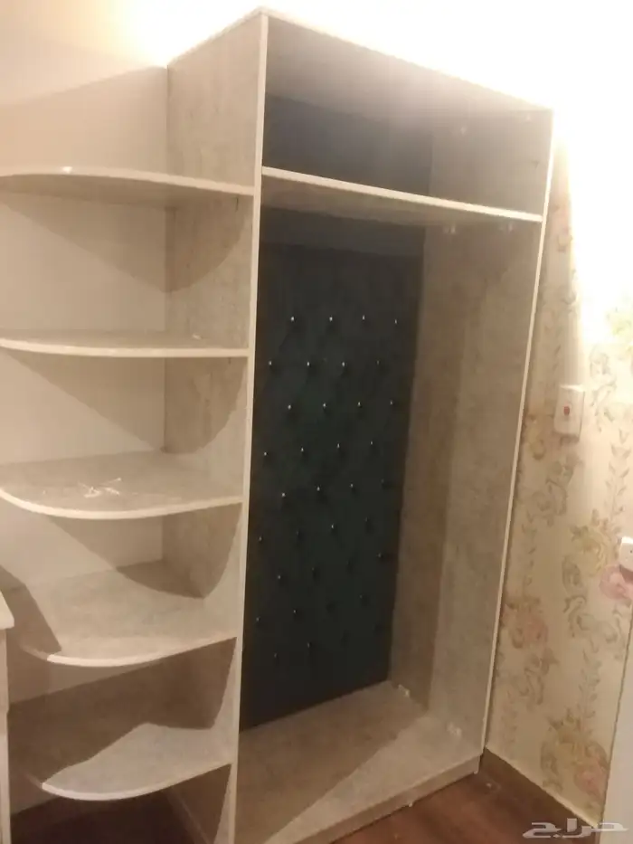 تفصيل غرف نوم تركيب ديكورات خشب والتنجيد 15