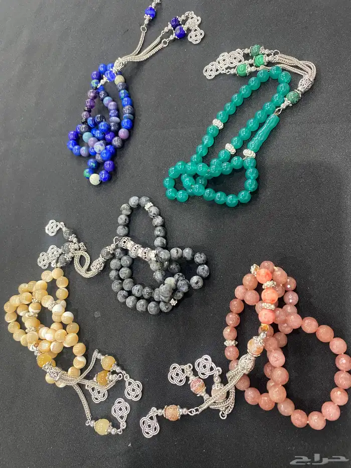 سبح منوعة بألوان مختلفة 2025 9