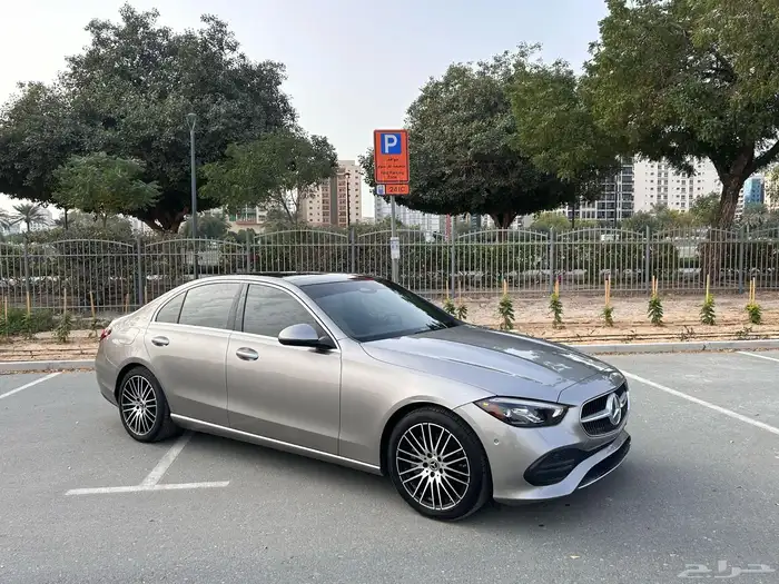 مرسيدس C300 وارد امريكا موديل 2022 بدبي 5