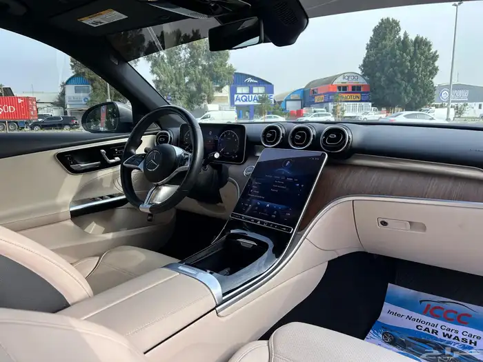 مرسيدس C300 وارد امريكا موديل 2022 بدبي 13