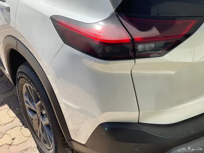 نيسان اكستريل 2025 ستاندر 5 راكب S 8