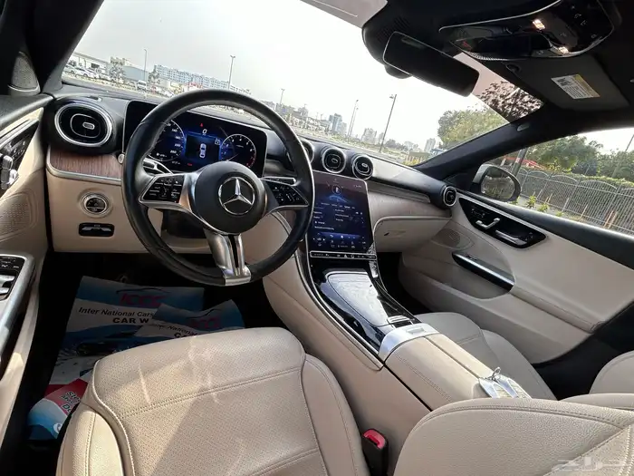 مرسيدس C300 وارد امريكا موديل 2022 بدبي 7