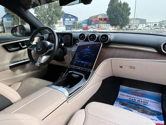 مرسيدس C300 وارد امريكا موديل 2022 بدبي 10