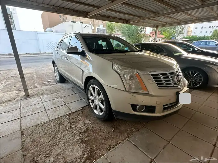 كاديلاك Srx 2013 فل كامل 2