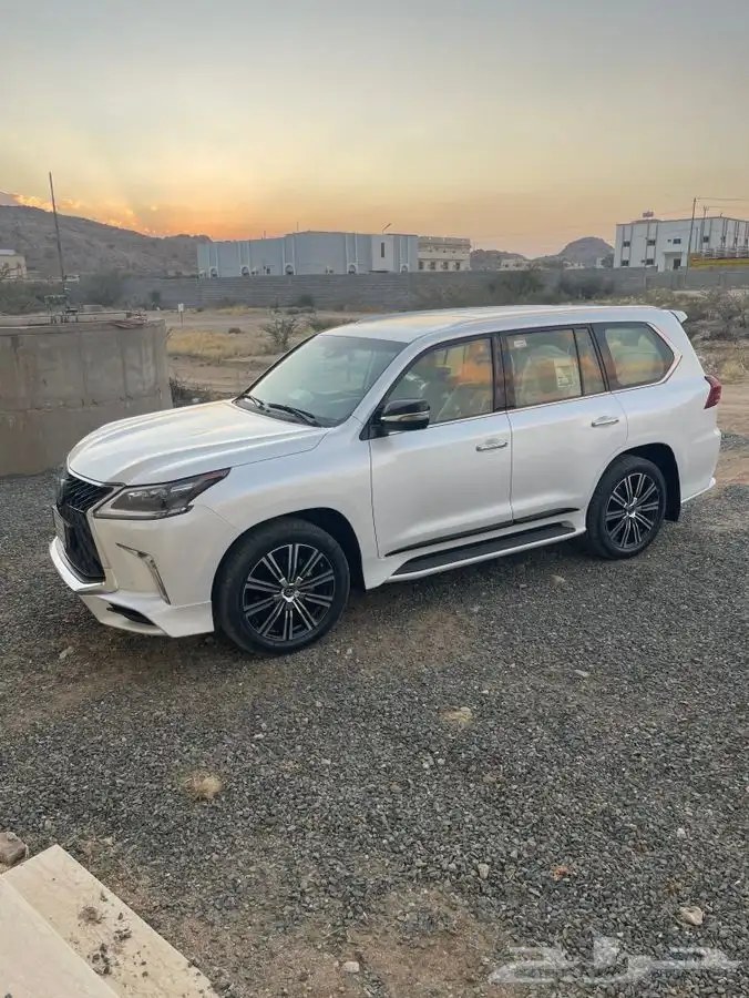 جيب لكزز 2020 ماشي 21الف موتر جديد أغراض الوكالة ما ركبت 4