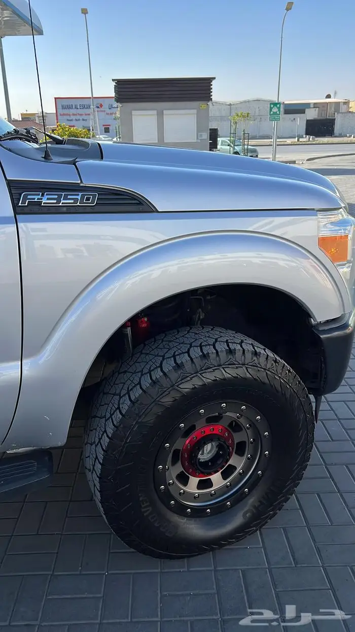 للايجار كرفان موتر هوم فورد F350 3