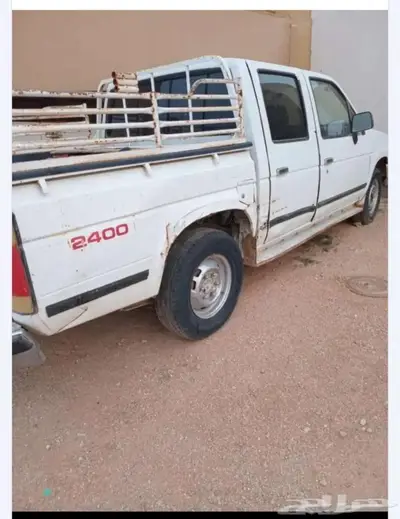 اللبيع نيسان ددسن موديل 90 تحمل لوحه مميزه 3