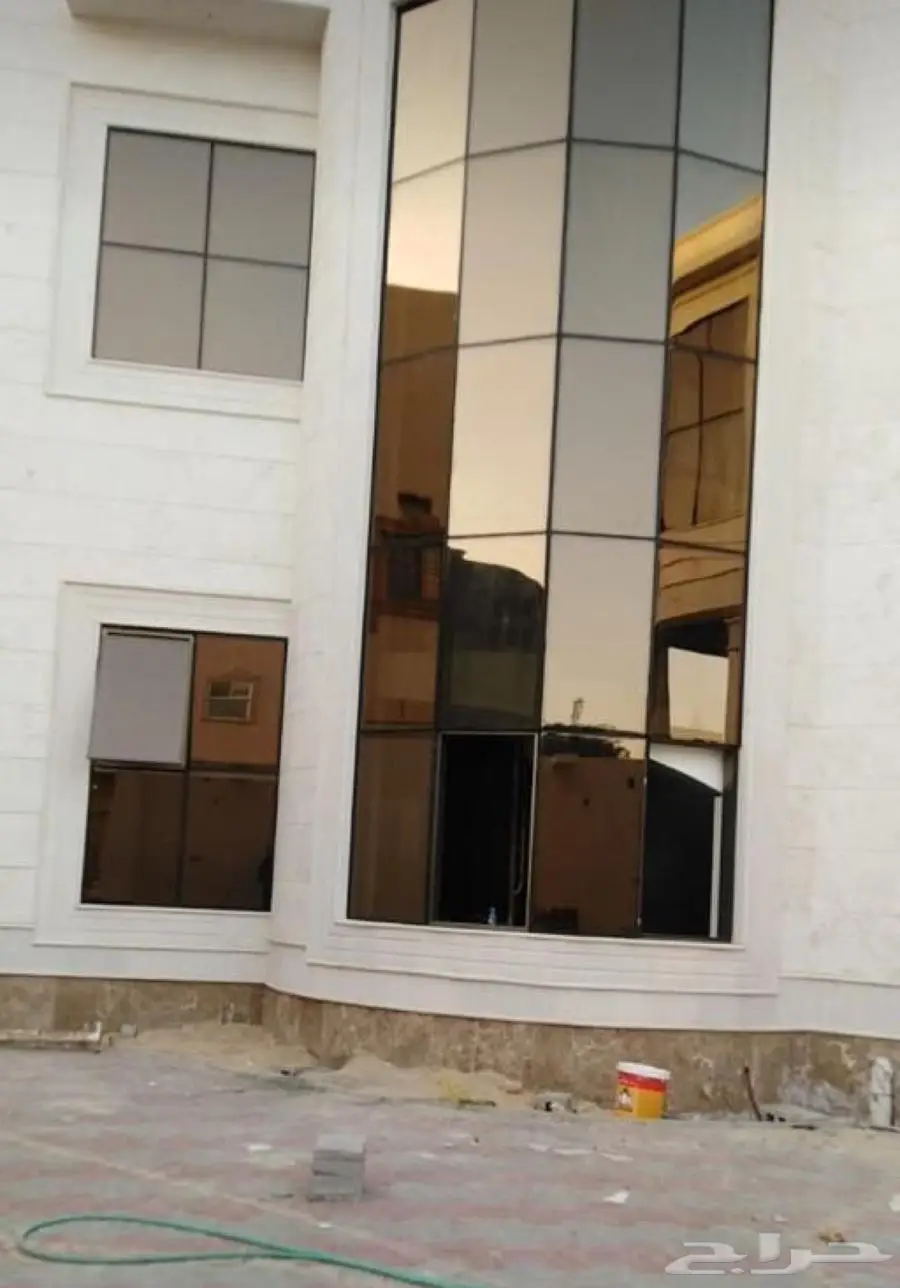 زجاج سكريت محايل عسير 9
