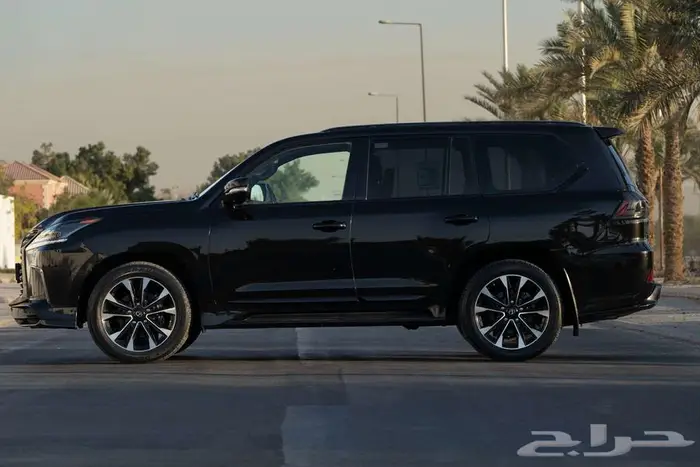 لكزس LX 570 - 2016 قمة بالنظافة ممشى قليل 13