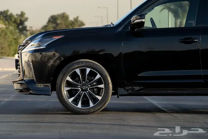لكزس LX 570 - 2016 قمة بالنظافة ممشى قليل 10