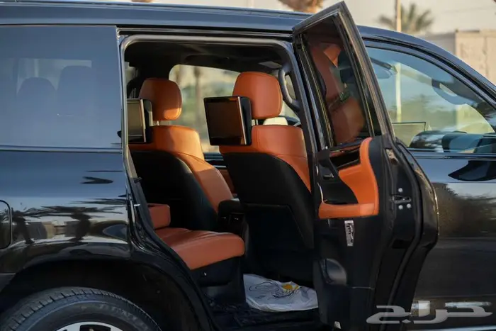 لكزس LX 570 - 2016 قمة بالنظافة ممشى قليل 34