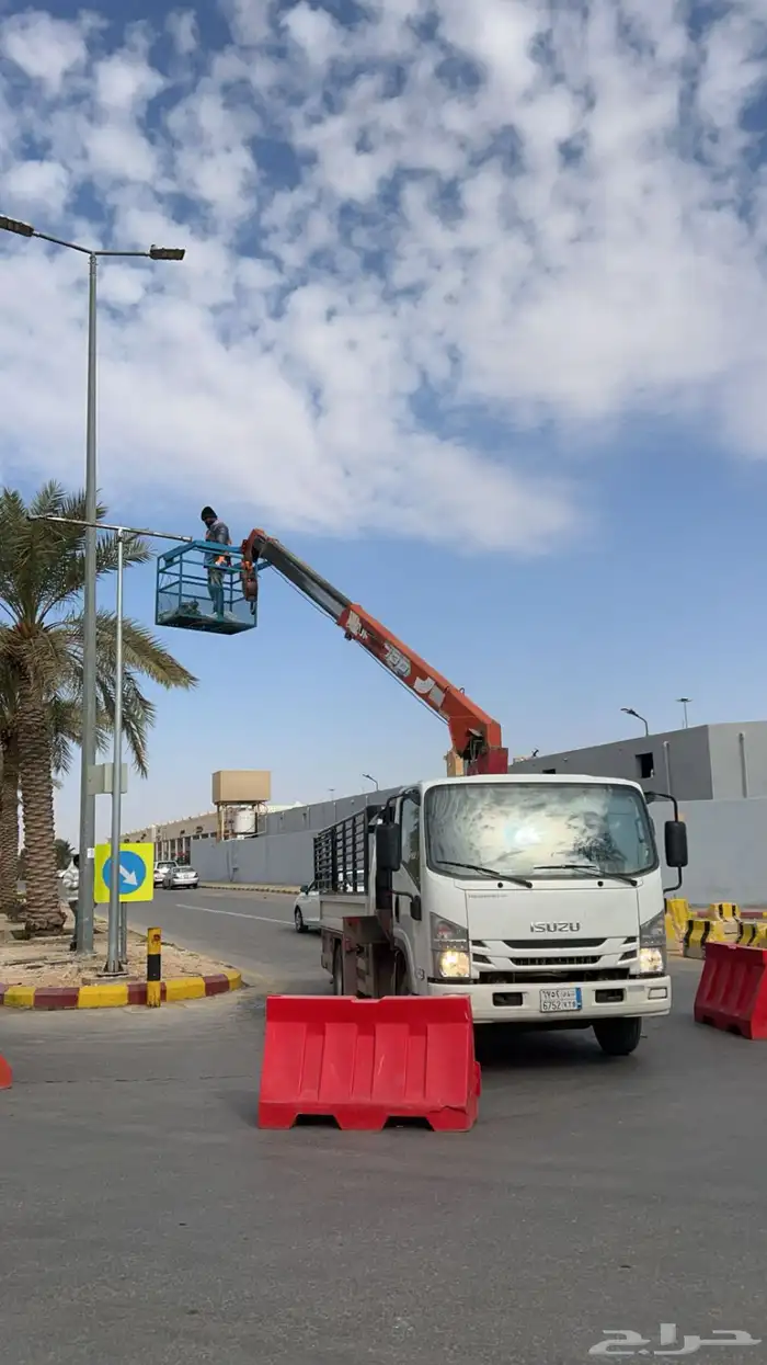 دينا نقل مواشي وا سله لرفع العمال لصيانه للايجار 0