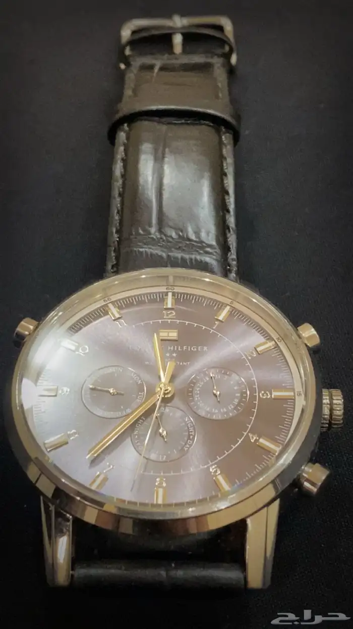 ساعة ( تومي هيلفيغر ) ب 150 ريال 0