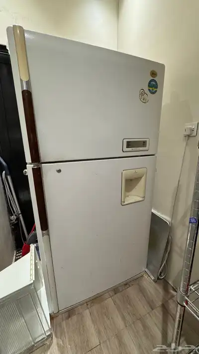 للبيع ثلاجة LG ابيض 0
