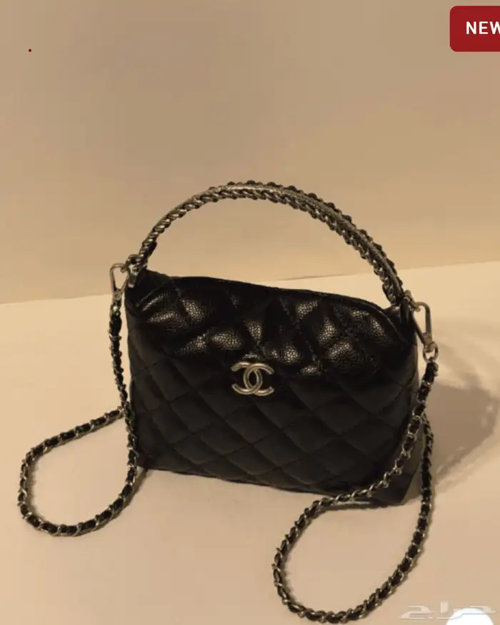 كعوب وشنط ماركة كوتش و ميو ميو 7