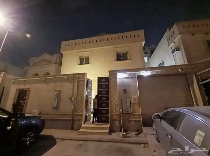 فيلا دور و 3 شقق 0
