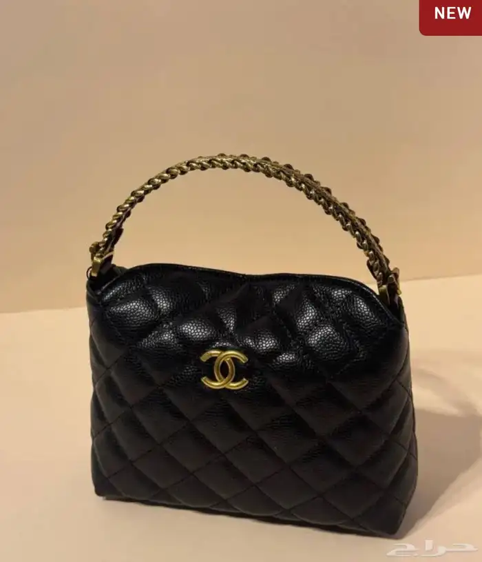 كعوب وشنط ماركة كوتش و ميو ميو 8