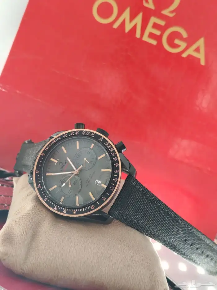 ساعة أوميغا كرونوقراف 1