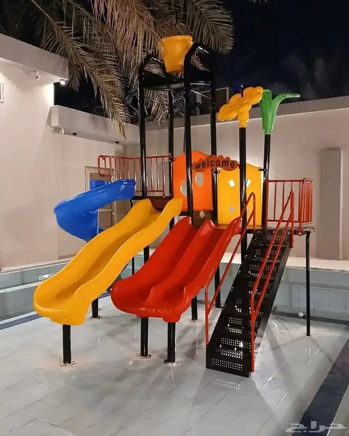 العاب مائيه وألعاب حدائق العاب مسابح 0