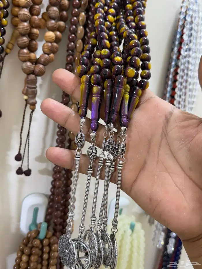 مجموعه كبيره من الأعواد والسبح والهدايا بأسعار مخفضة 3