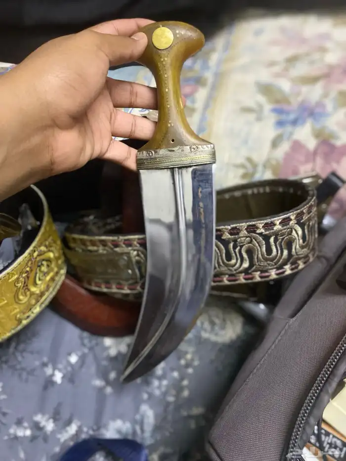 جنبيتين للبيع كفو جدا 2