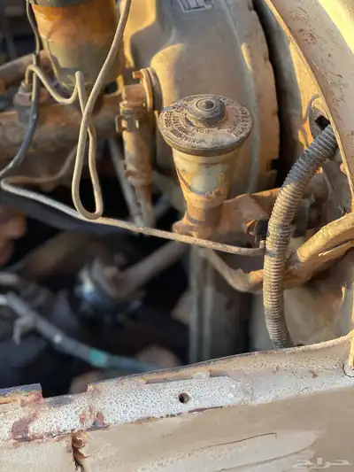 للبيع او تشليح قطع غيار جيب شاص وربع من 77 الى84 11