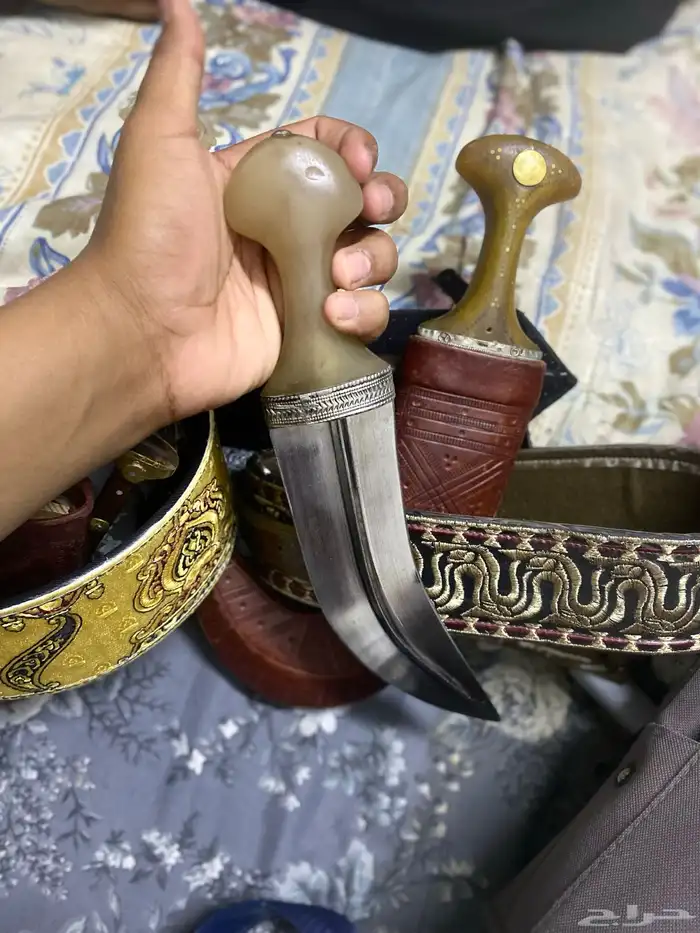 جنبيتين للبيع كفو جدا 4