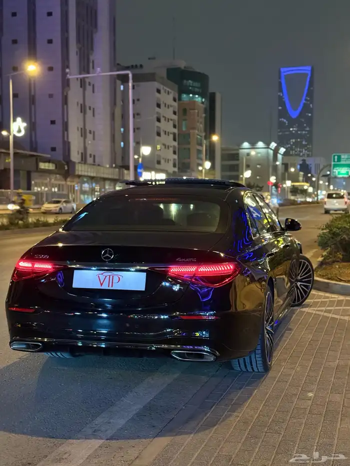 ايجار سيارات فخمه 0