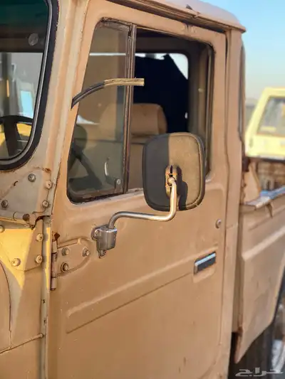 للبيع او تشليح قطع غيار جيب شاص وربع من 77 الى84 23