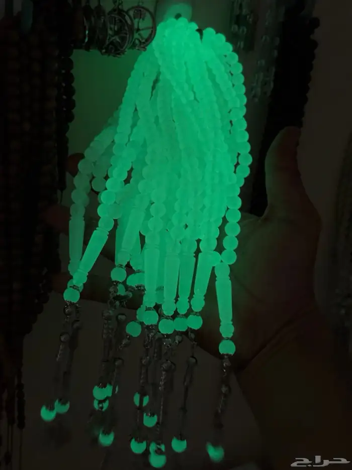 مجموعه كبيره من الأعواد والسبح والهدايا بأسعار مخفضة 7