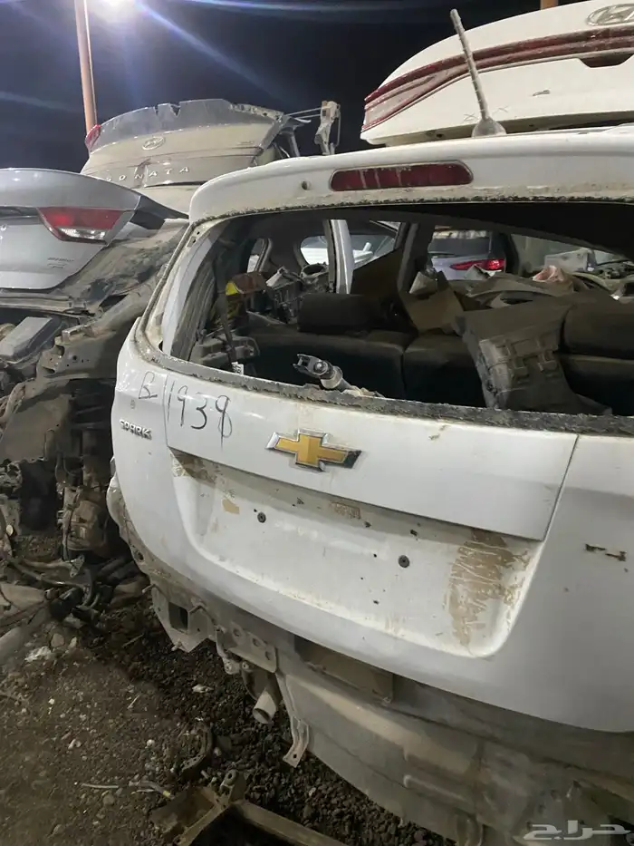 لقطع غيار السيارات 4