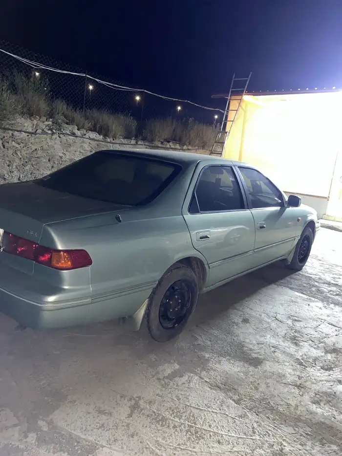 كامري 2001 2