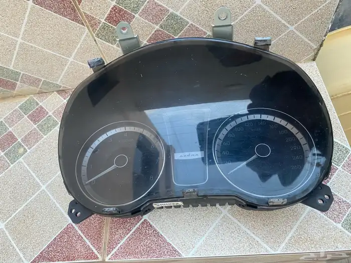 قطع غيار ازيرا 2013 17