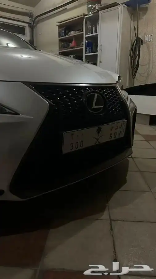 قاعده لوحه طويله افالون مرسيدس E300  98