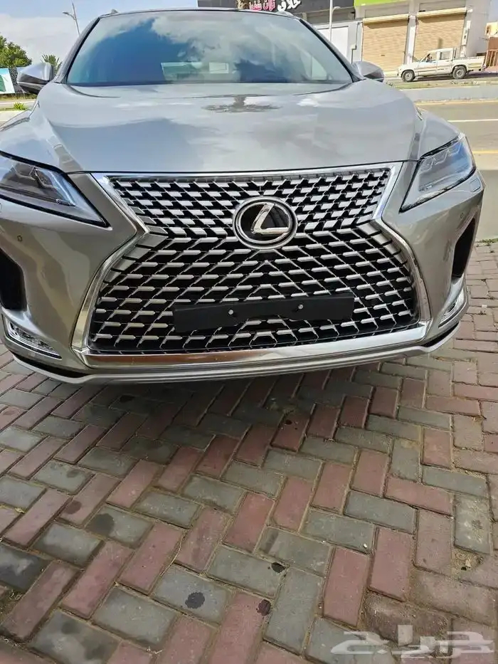 قاعده لوحه طويله افالون مرسيدس E300  96