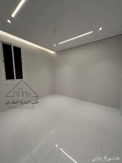 للبيع فيلا روف علوي حي الصفاء 10